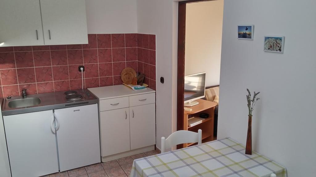 Apartman Duje Appartement Petrcane Buitenkant foto