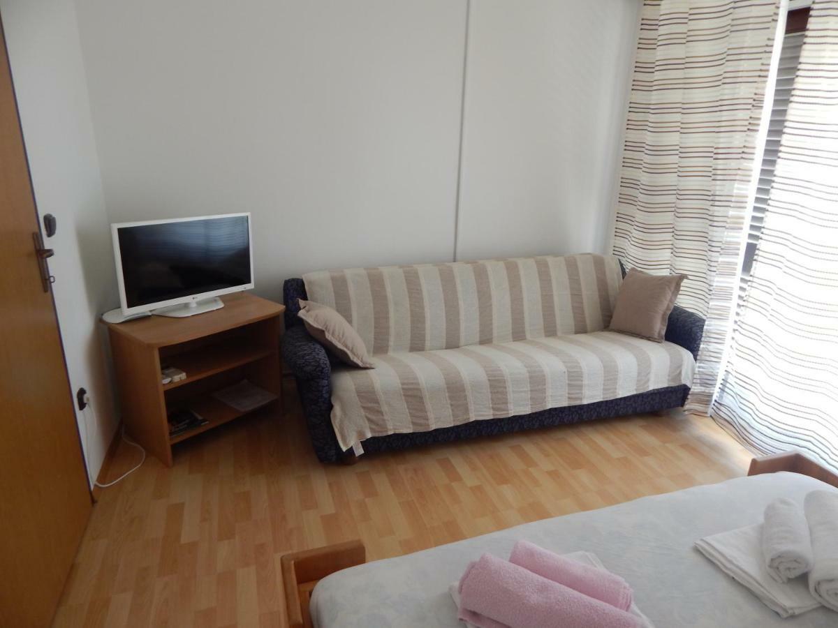 Apartman Duje Appartement Petrcane Buitenkant foto